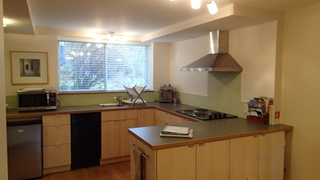 L'Eco-Logis Apartment Монреал Стая снимка